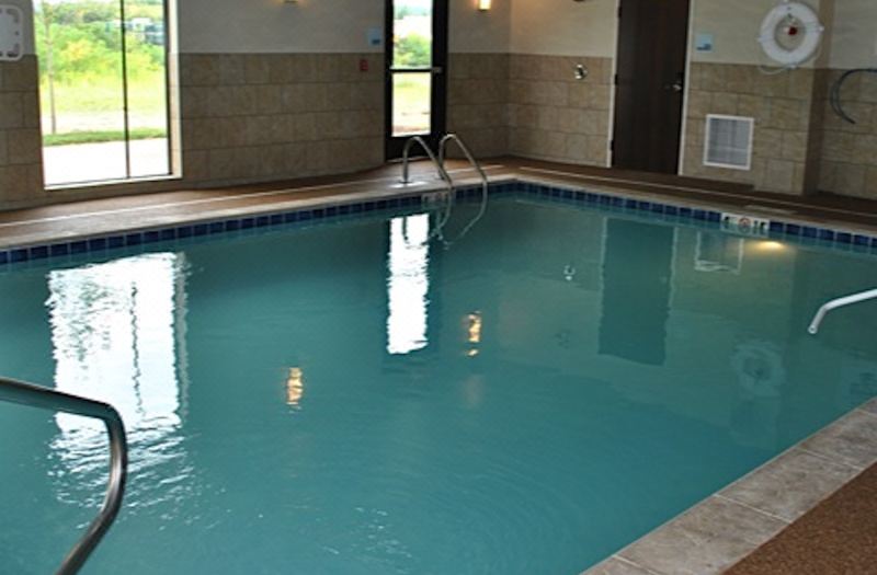 Holiday Inn Express Salem by IHG photo 2