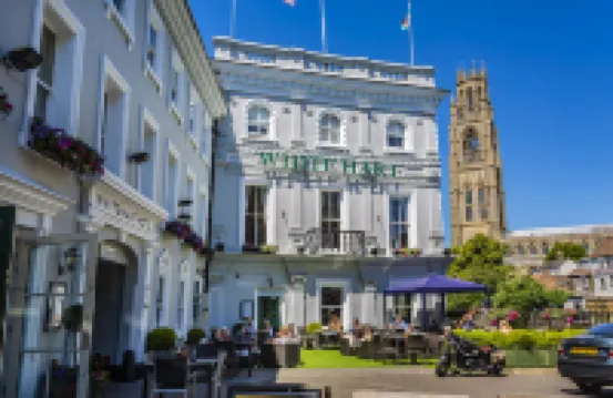 林肯郡波士頓白鹿酒店 酒店