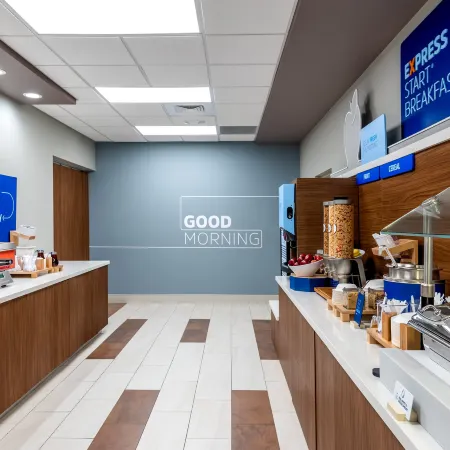 Holiday Inn Express & Suites PUNTA GORDA by IHG