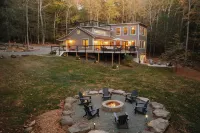 Catskills 3Br Cabin Retreat w/Roof Deck and Fire Pit
