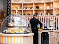 Novotel Atria Nîmes Centre - bar