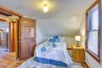 3 Mi to Golf - Beatrice Vacation Home!