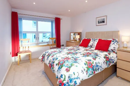 The Island Bear B&B Отели в г. Ислей