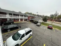 Budget Inn Oskaloosa US 63 Near Pella - Motels