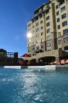 Summit Hotel at Big Sky Resort - Swimmingpools