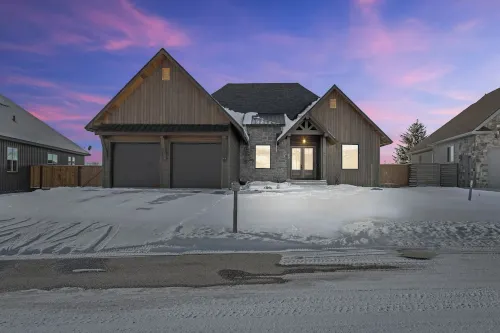 Modern Mountain Home Hotels in Driggs