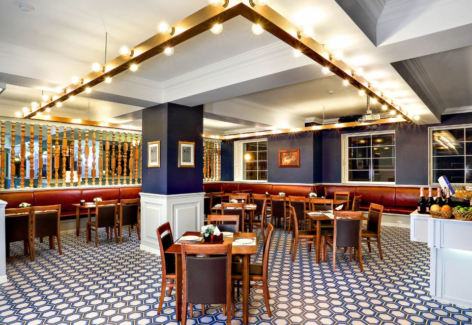 Hillside Tourist HotelOver view