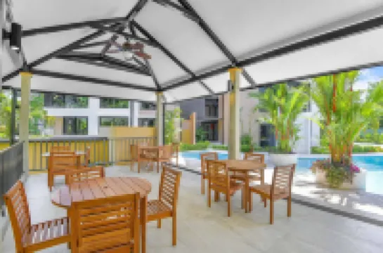 Heavenly View - 2 Bdrm Oceanview Apartment