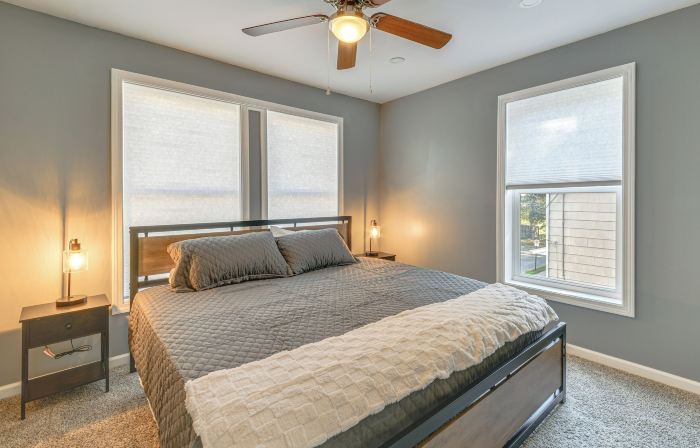 Walk to Main Street! Updated Norwich Home