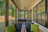 New! Modern Luxurious Woodland Retreat 5 Bedroom Home
