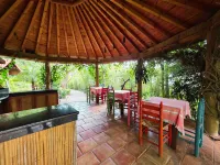 カバーニャス エル ニド デ ラ ウイロタ