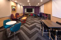 Tru by Hilton Yakima Airport