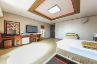 Tongyeong V Motel