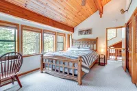 Deck w/ New Hot Tub : Large TD Home - 3-stjärniga