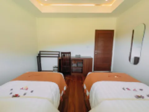 Semu Villas kerujuk