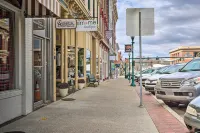 Chic Main Street Retreat < 7 Mi to KY Horse Park! - 3-Star