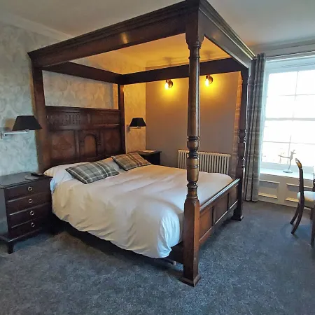 The Glenerne Guest House