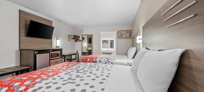 Econo Lodge Biloxi Beach Hotels in Biloxi