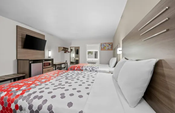 比洛克西海灘伊克諾旅館