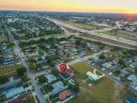 Newer Home - Heated Salt Pool - Fenced Yard - Parking - Full Kitchen - Laundry