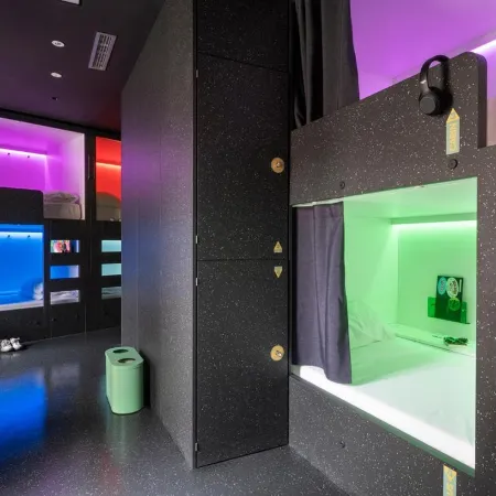 Amistat City Hostel Barcelona Отели рядом с достопримечательностью «Ноу-Баррис»