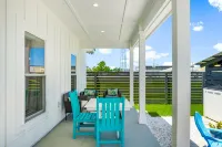 BH 6th Street Retreat - 2-Star
