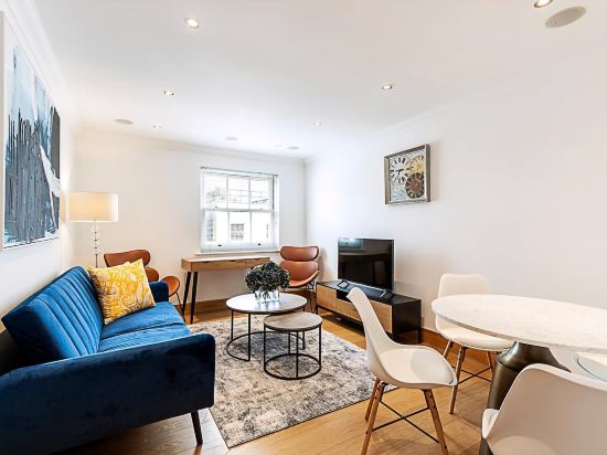 Elegant and Cosy Family Apartment in Marylebone