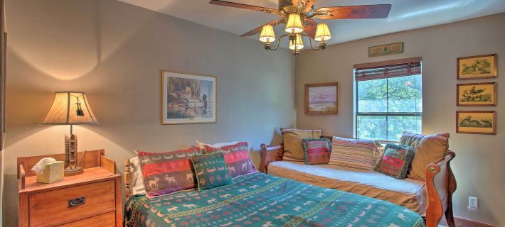 Lakefront Chico Haven w/ Multi-Level Private Dock! Ξενοδοχεία στην πόλη Wise County