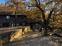 Where the Magic Cabins - Near Turner Falls! Hoteles en Condado de Murray