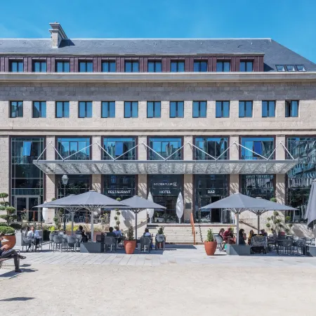 Golden Tulip Saint Malo - le Grand BÉ Отели в г. Сен-Мало