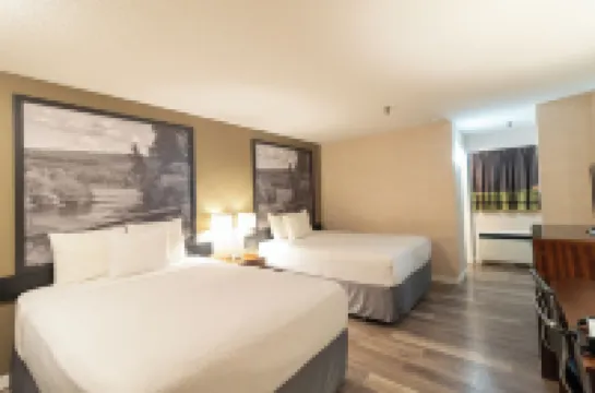 Super 8 by Wyndham Prince George