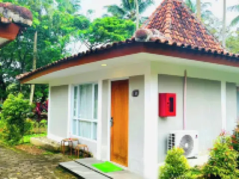 Avery Coconut Island Waterpark Beach Resort Carita Hotels near Penginapan Carita