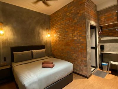 Bricks Guesthouse
