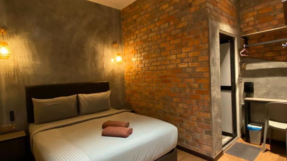 Bricks Guesthouse