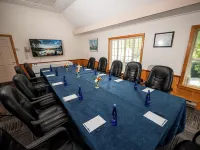 Basin Harbor Hotels in Addison County