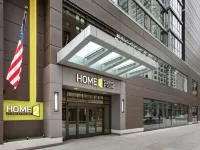 Home2 Suites by Hilton Chicago River North Hotels near Picasso Statue