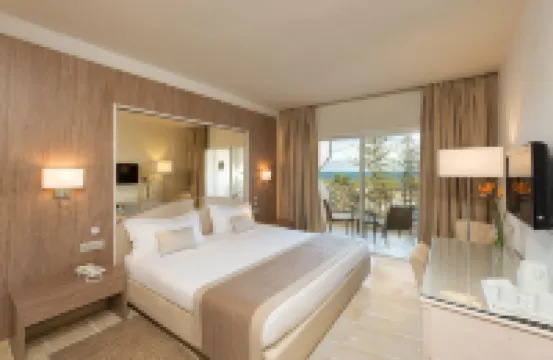 JAZ土耳卡里芙 住宿飯店