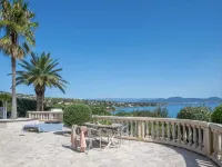 Villa in Les Issambres near the Sea