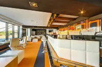Saint George Palace Aparthotel - bar
