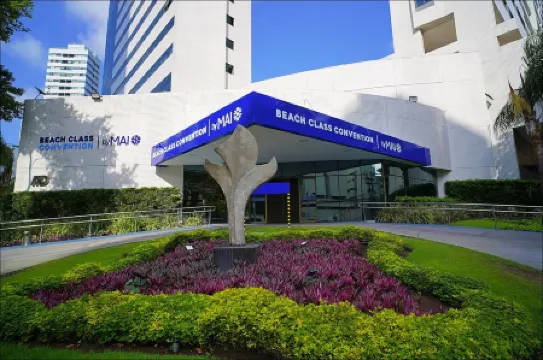 Beach Class Convention by Mai