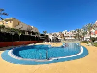 Apartment near beach with pools and hot tub - Pools