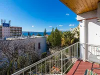 Apartment Kruno Hotels in Selce