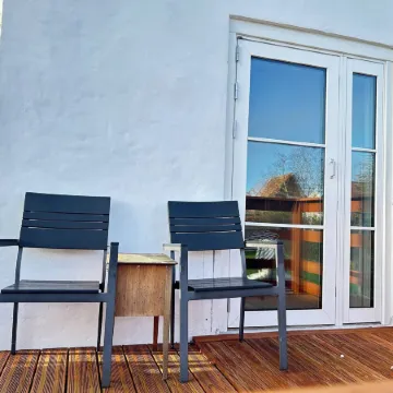 Basement Apartment in Villa