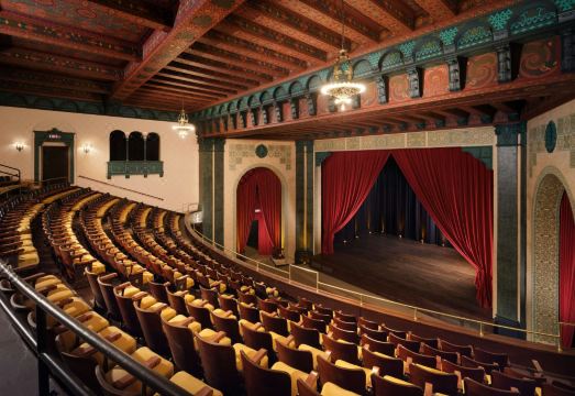 디트로이트 호텔 객실 전경