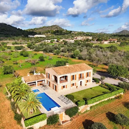 MANSION SES OLIVERES - LUXURY VILLA WITH DISTANT SEA-VIEWS AND PRIVATE POOL