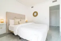 TENIS - Bright Bel-Air flat 2 beds 3 terraces