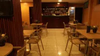 Ukuku Hostel & Rooftop - Quito - breakfast