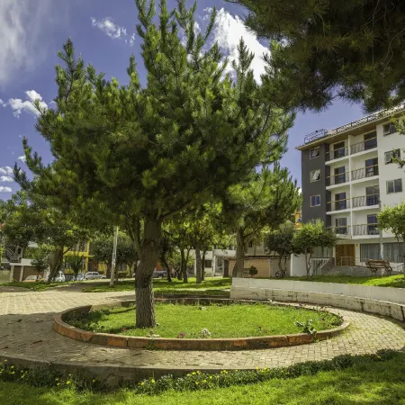 Muru Homely Hotel