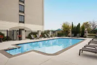 Hyatt Place Indianapolis Airport - Rooftop Pools