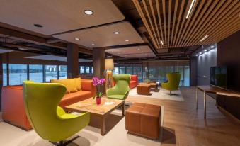 Los Lorentes Residences
